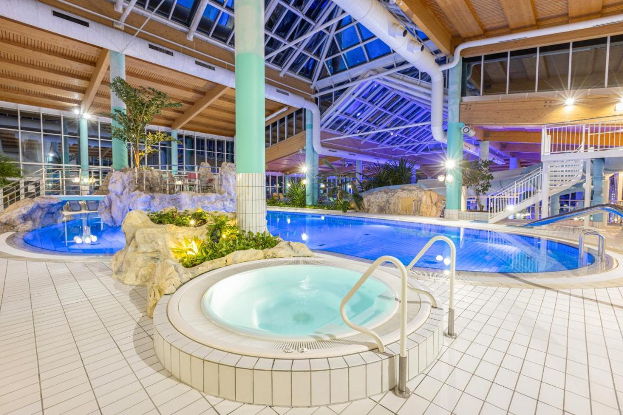 Ifa Schoeneck Hotel & Ferienpark エクステリア 写真